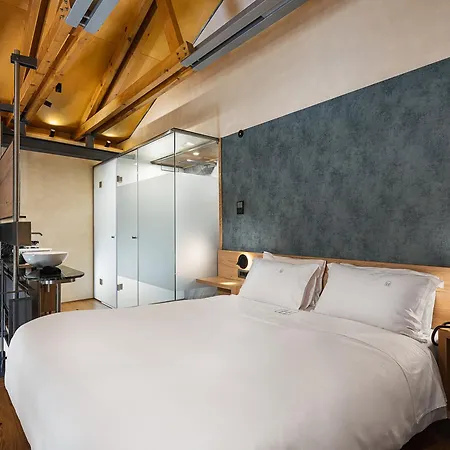 Elysia Boutique Hotel
